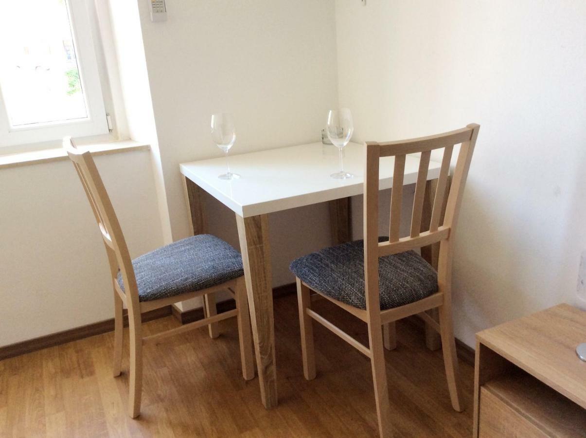 Studio Apartman Klara Appartement Rijeka Buitenkant foto